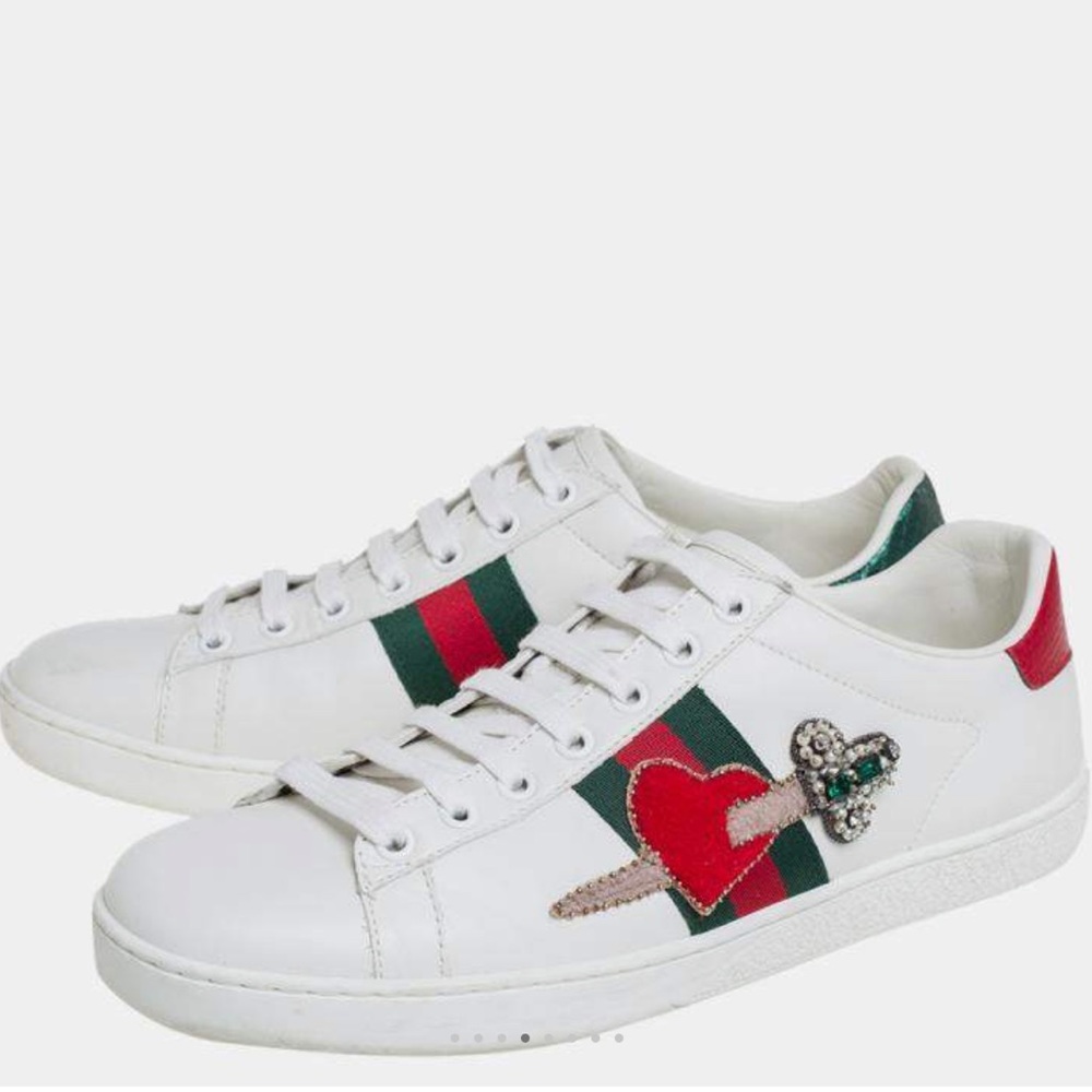 Gucci Arrow Sneakers size 39